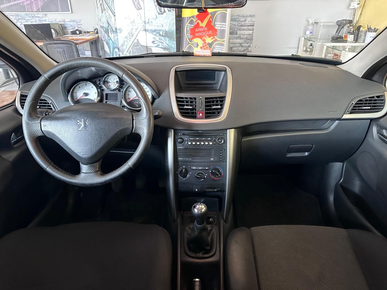 Peugeot 207 1.6diesel 90cv cinghia fatta