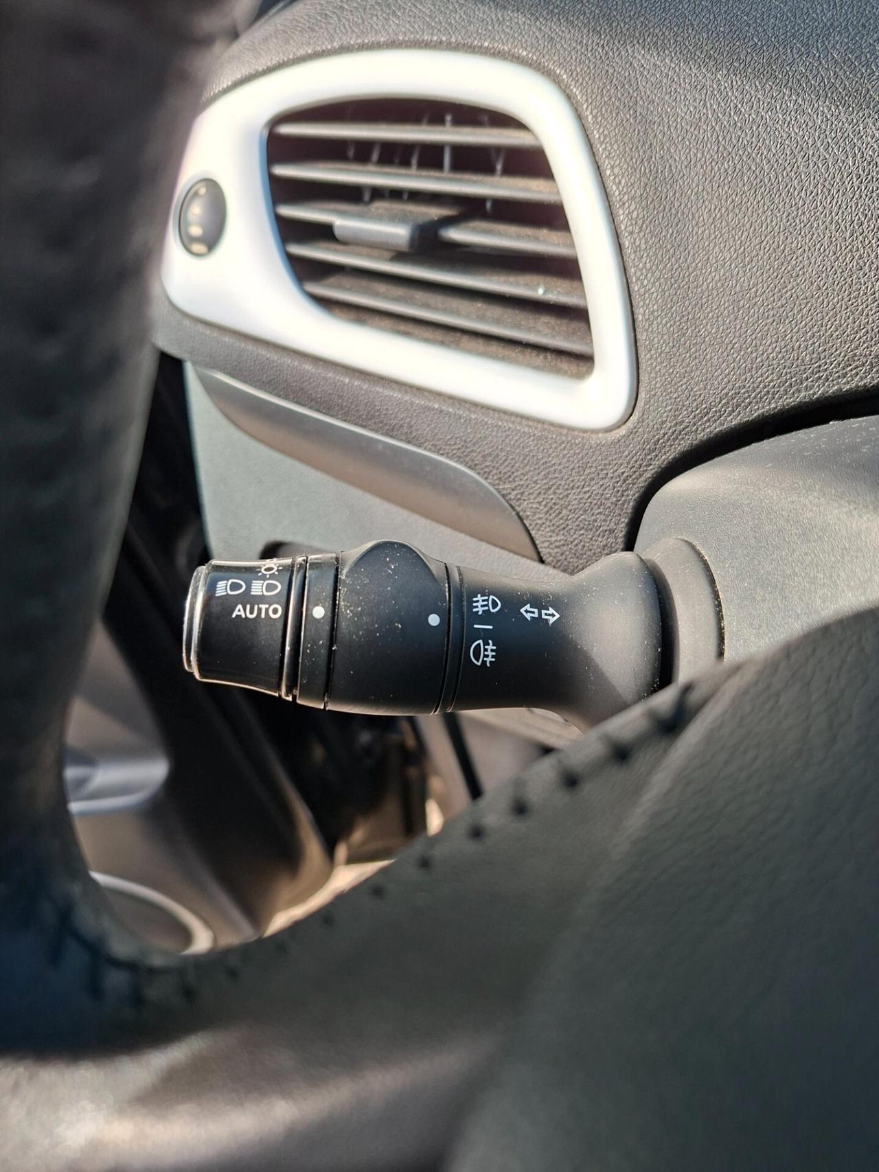 Renault Scenic Scénic X-Mod 1.5 dCi 110CV Luxe