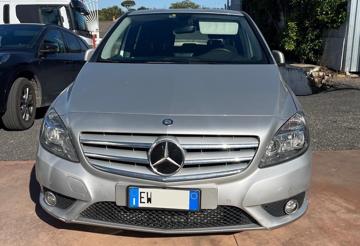 Mercedes-benz B 180 B 180 CDI Premium cambio automatico navi