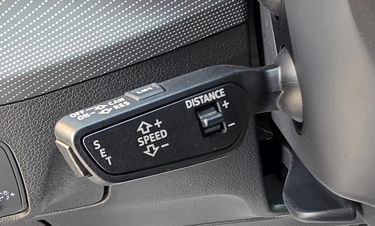 Audi Q2 35 2.0 tdi S line edition quattro s-tronic