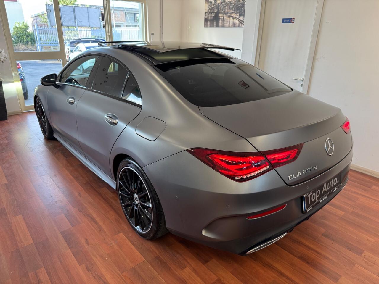 MERCEDES-BENZ CLA 200 d AUT. PREMIUM AMG / TETTO