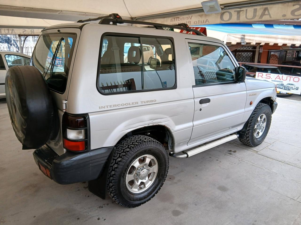 Mitsubishi Pajero 2.5 TDI 3p gancio traino 98
