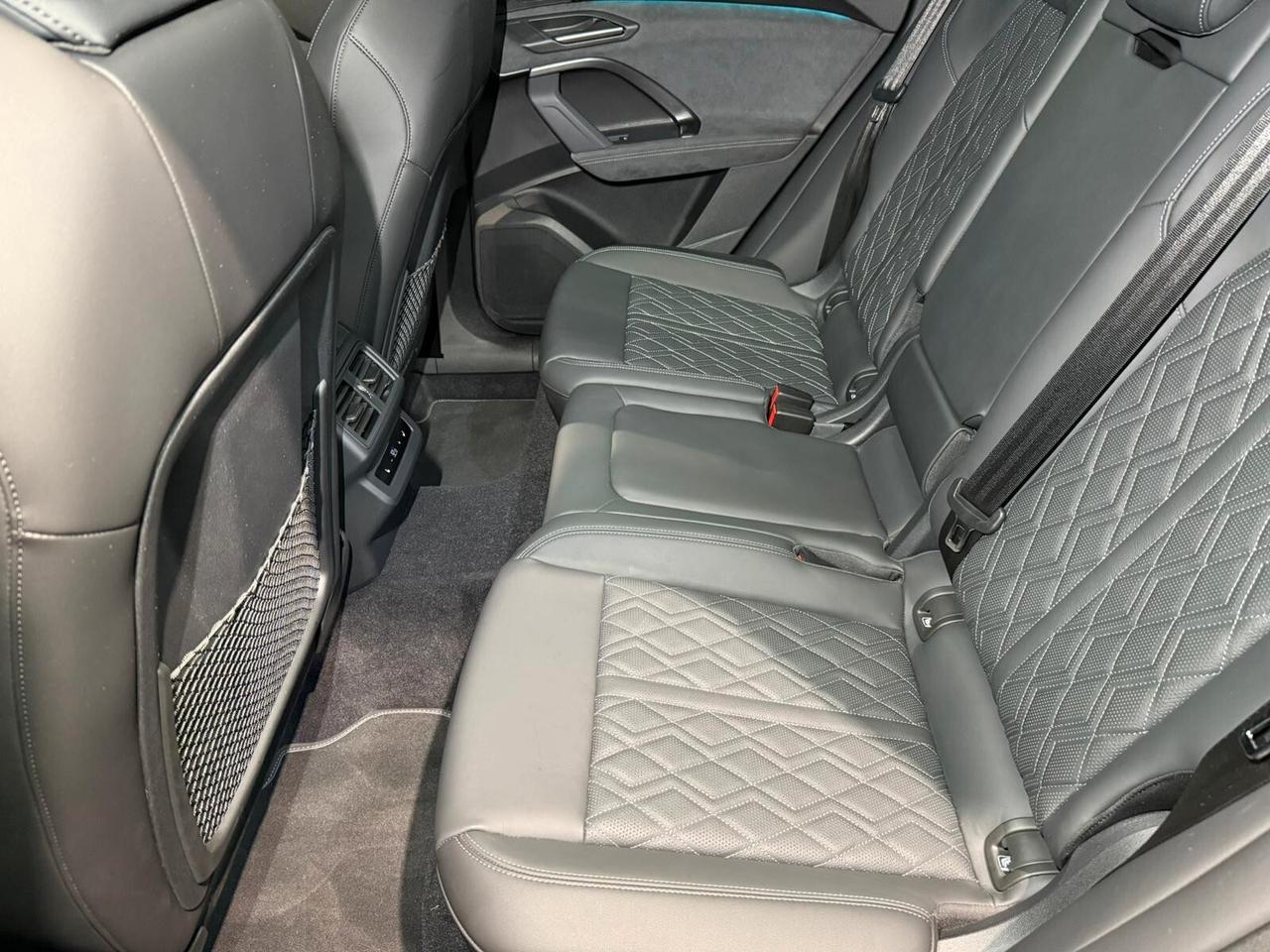 Audi Q5 SQ5 SPB TFSI mHEV+ quattro sport attitude