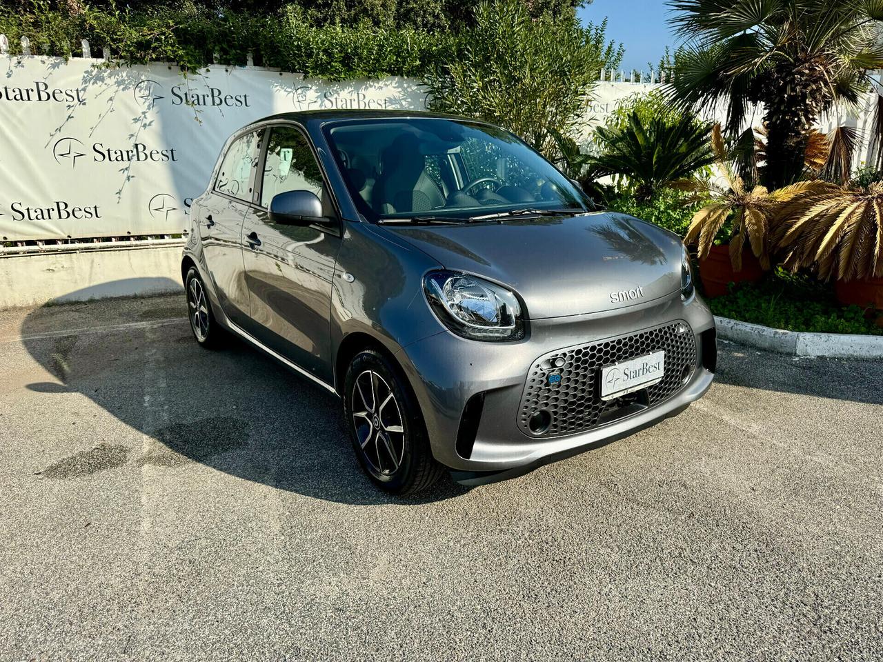 Smart ForFour EQ Passion*GREY METALLIC*CAR PLAY*PDC*BRACCIOLO*22KW