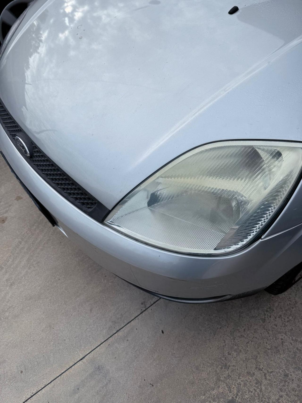 Ford Fiesta 1.2 16V 5p. Zetec