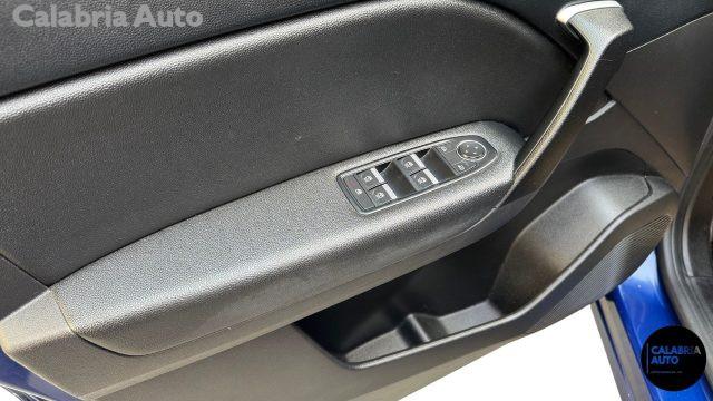 RENAULT Captur Full Hybrid E-Tech 145 CV Techno Fast Track