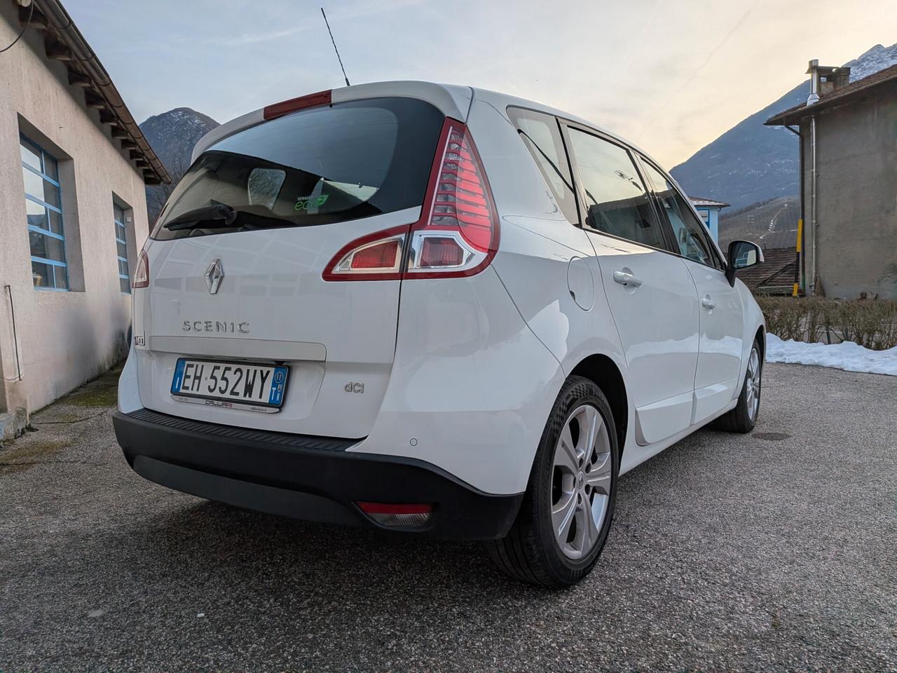 RENAULT SCENIC X-MOD 1.5 dCi 110CV