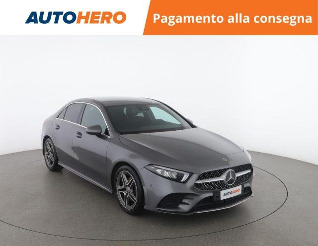 MERCEDES-BENZ A 200 Automatic 4p. Premium