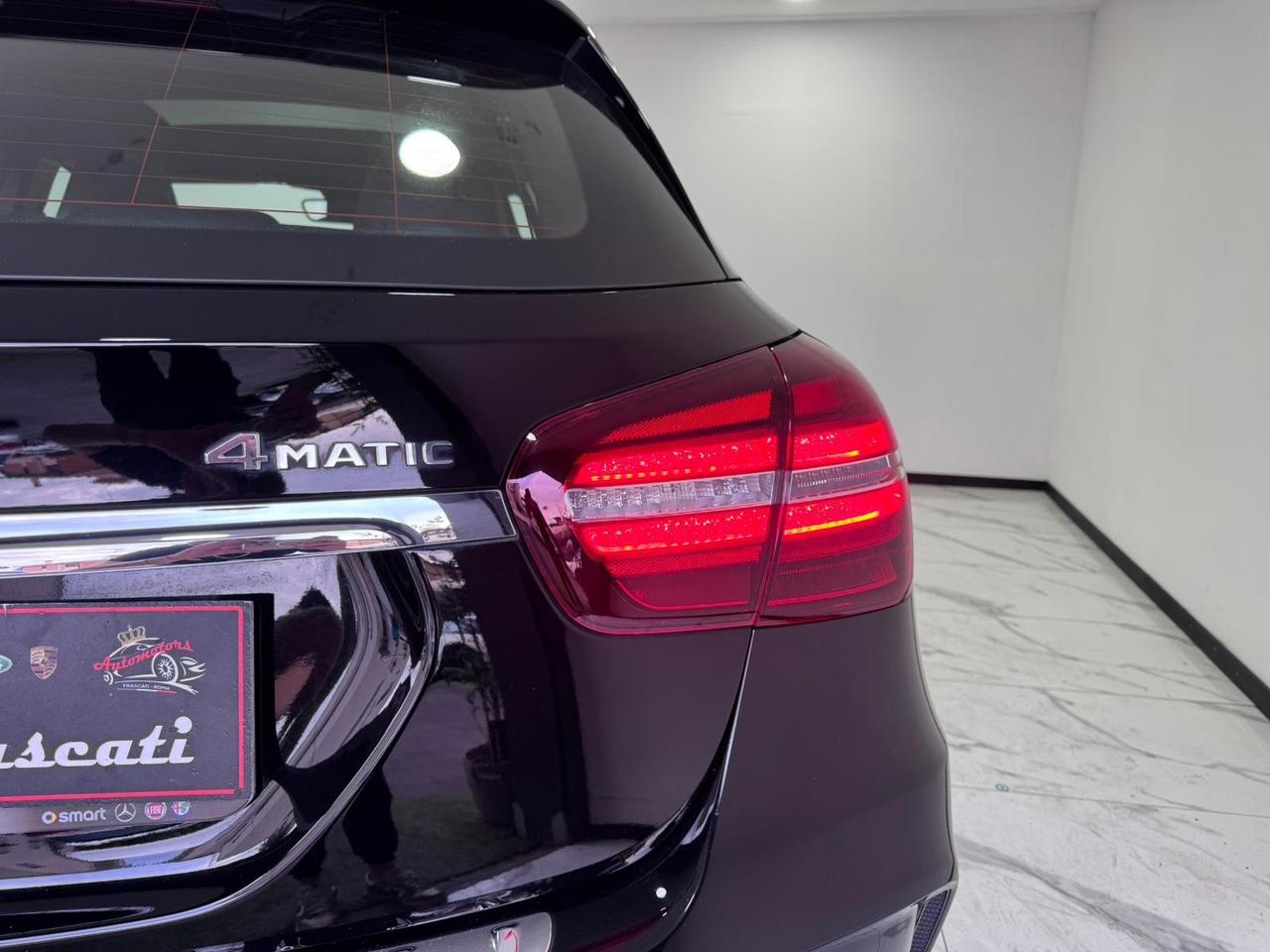 Mercedes-benz GLA 220 d Automatic 4Matic Premium-AMG-FULL-2018