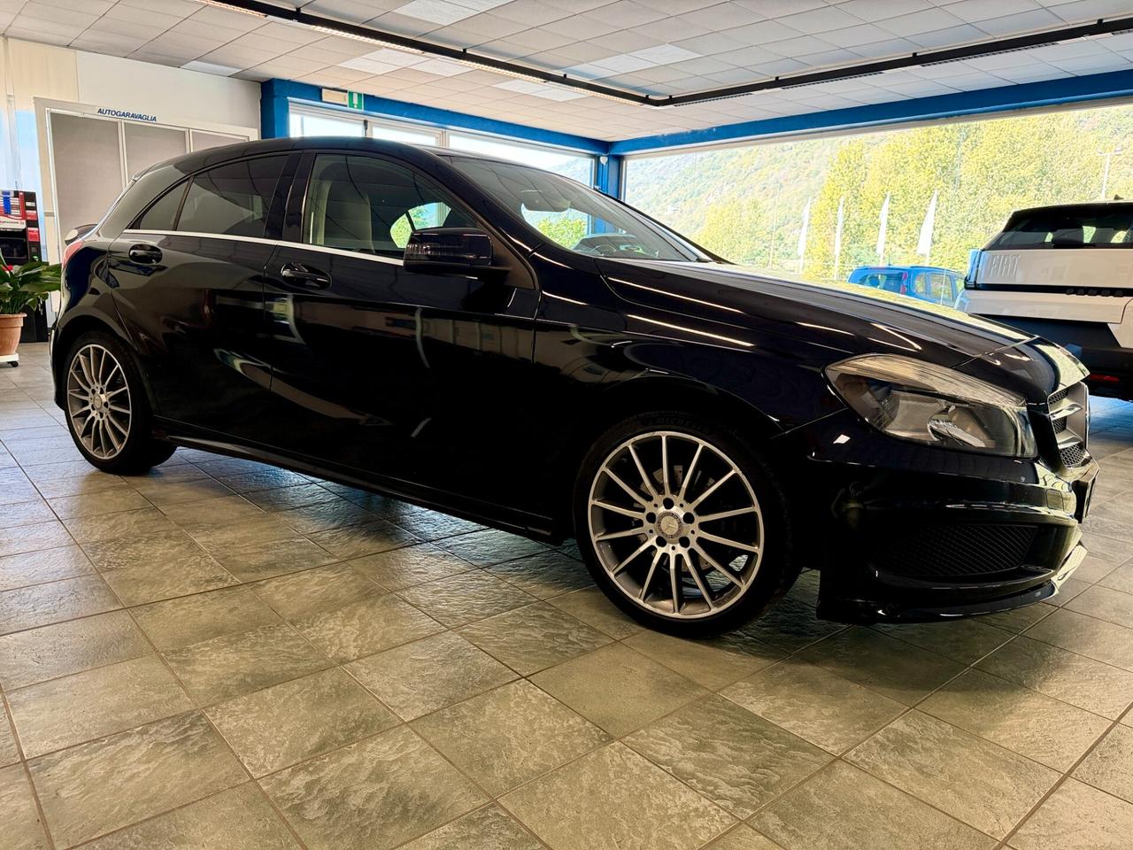 Mercedes-benz A 200 Premium