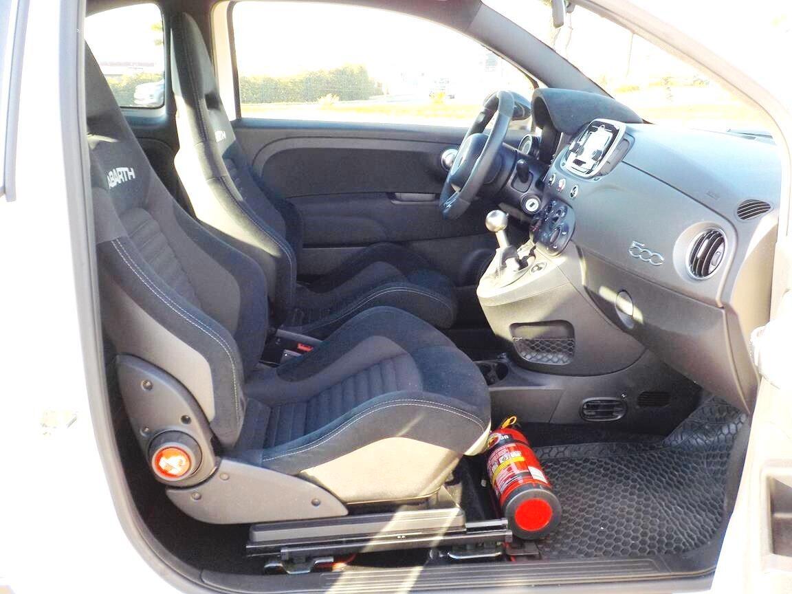 Abarth 595 1.4 Turbo T-Jet 180 CV Competizione
