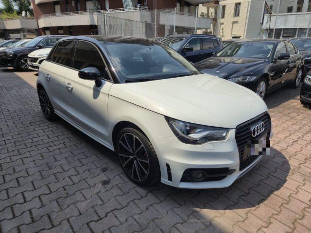 AUDI A1 SPB 1.6 TDI S tronic Attraction