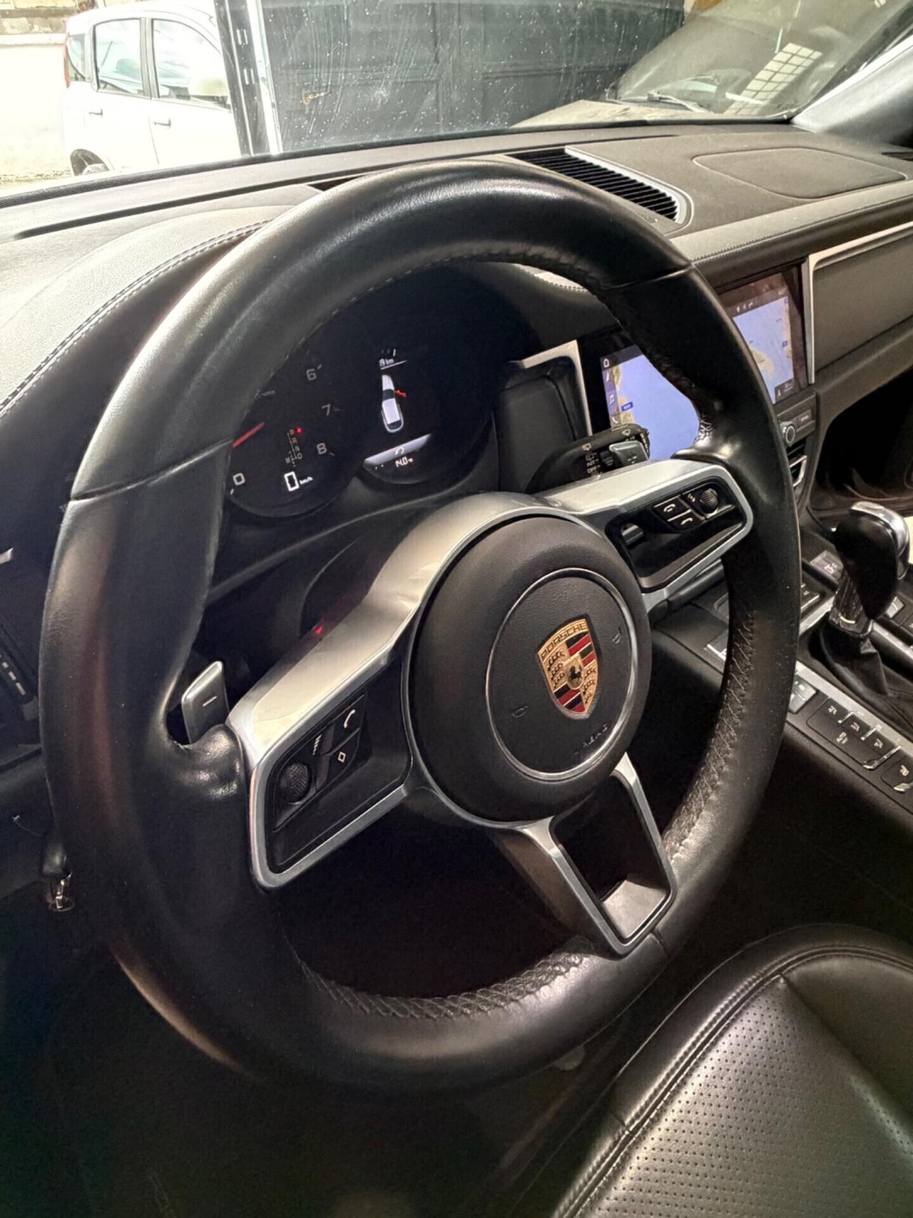 Porsche Macan 2.0 245 CV PASM TETTO 21 PELLE TAGLIANDI PORSCHE