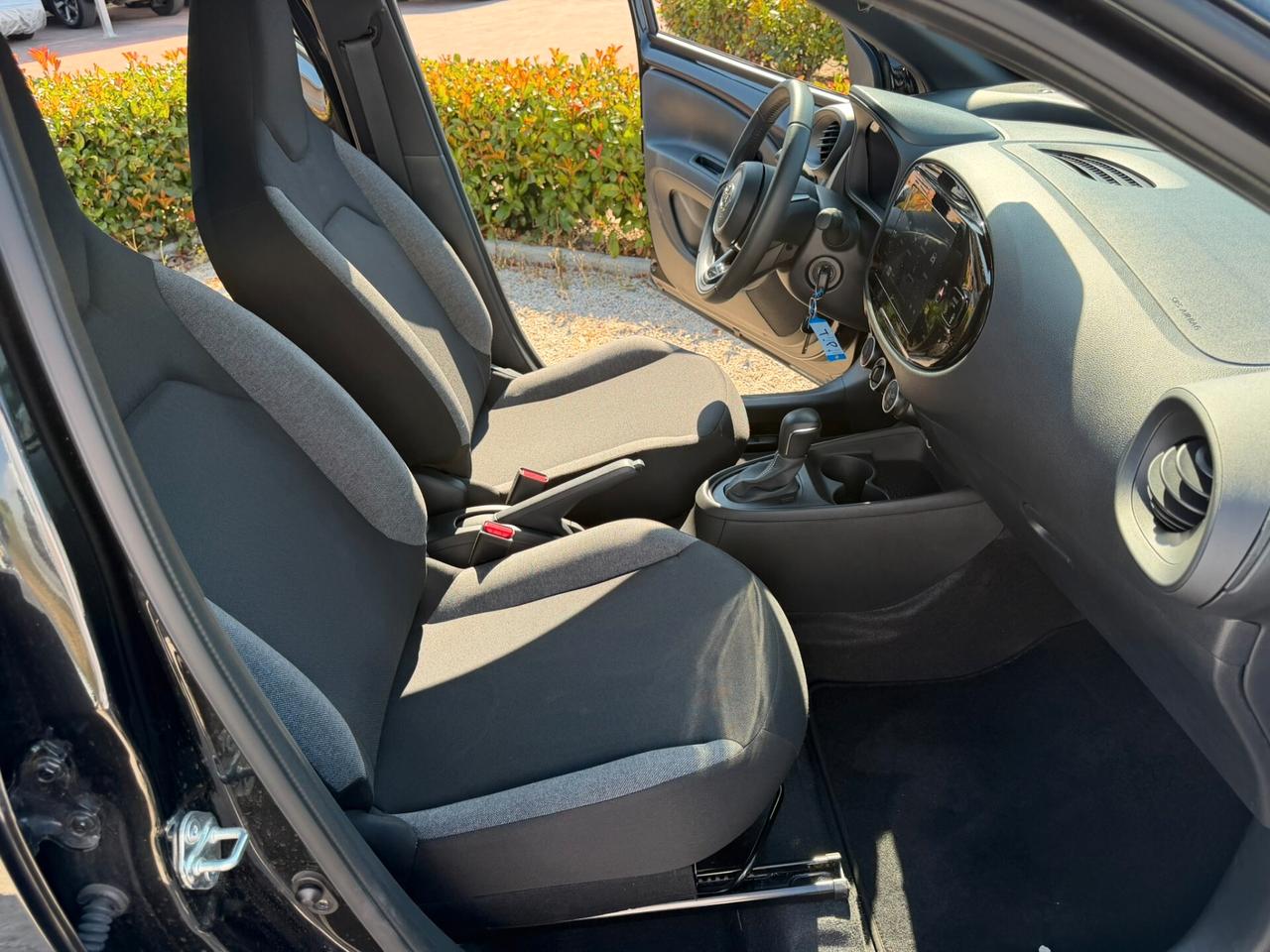 Toyota Aygo X 1.0 VVT-i 72 CV 5 porte Active S-CVT - UNIPRO - NO VINCOLI FINANZIAMENTO