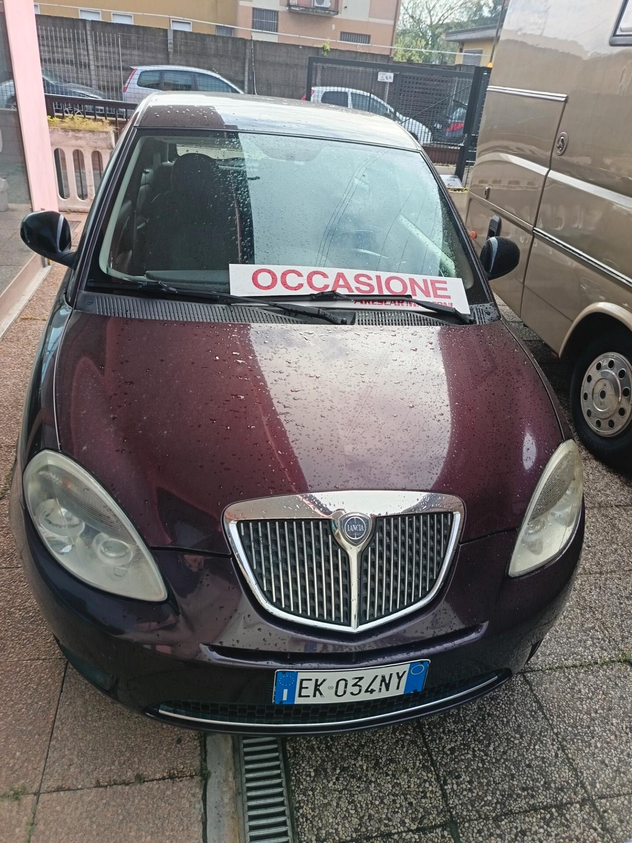 Lancia Ypsilon 1.2 69 CV 5 porte S&S Platinum