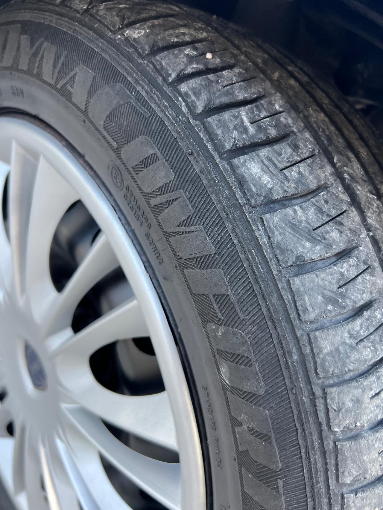 Lancia Ypsilon 1.2 Benzina Per neo patentato