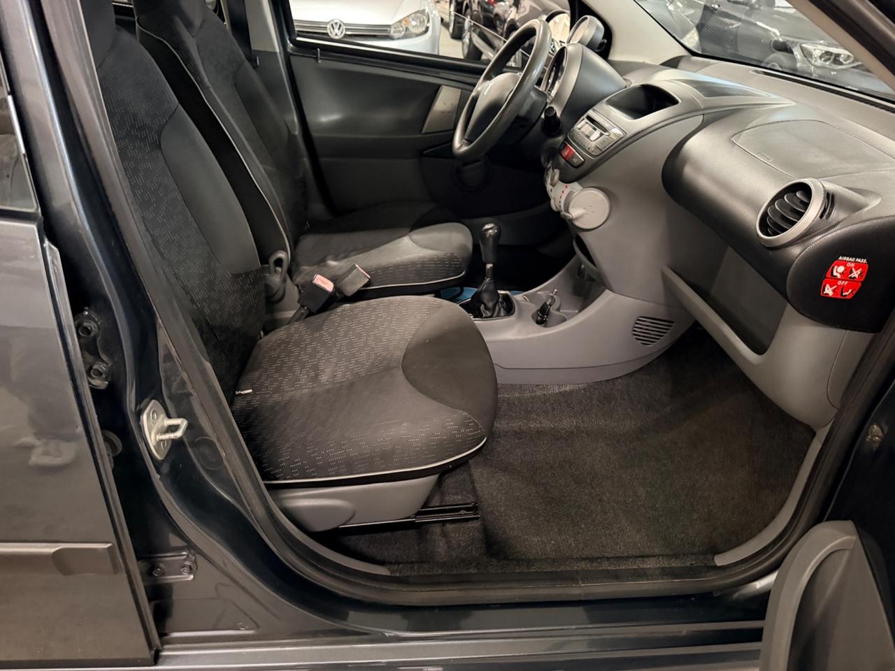 Peugeot 107 1.0 68CV 5p. Plaisir