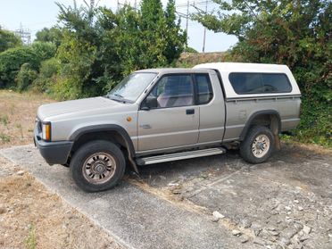 Mitsubishi L200 2.5 TD 4WD Club Cab Pick-up