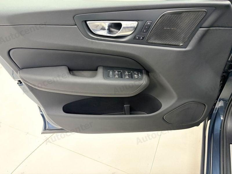 Volvo XC60 XC60 T6 PLUG IN ULTRA BLACK EDITION AWD AUT