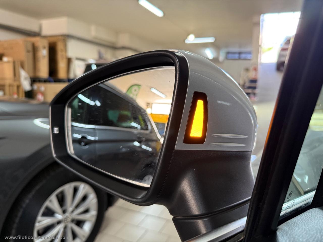 VOLKSWAGEN Tiguan 2.0 TDI 150CV SCR DSG Life KM 66236 - FARI FULL LED