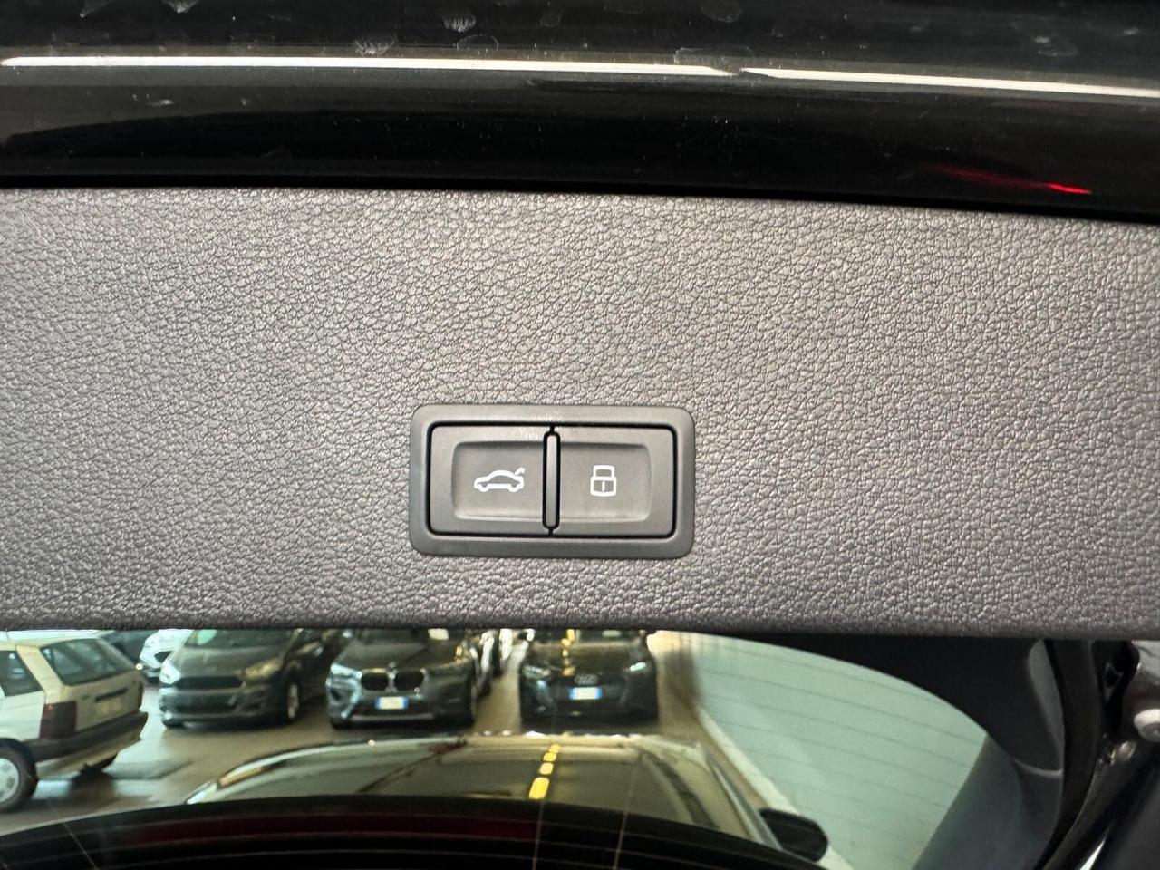 Audi Q2 35 TFSI S tronic Business