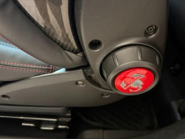 Abarth 695 COMPETIZIONE 1.4 Turbo T-Jet 180 CV M.T.A.
