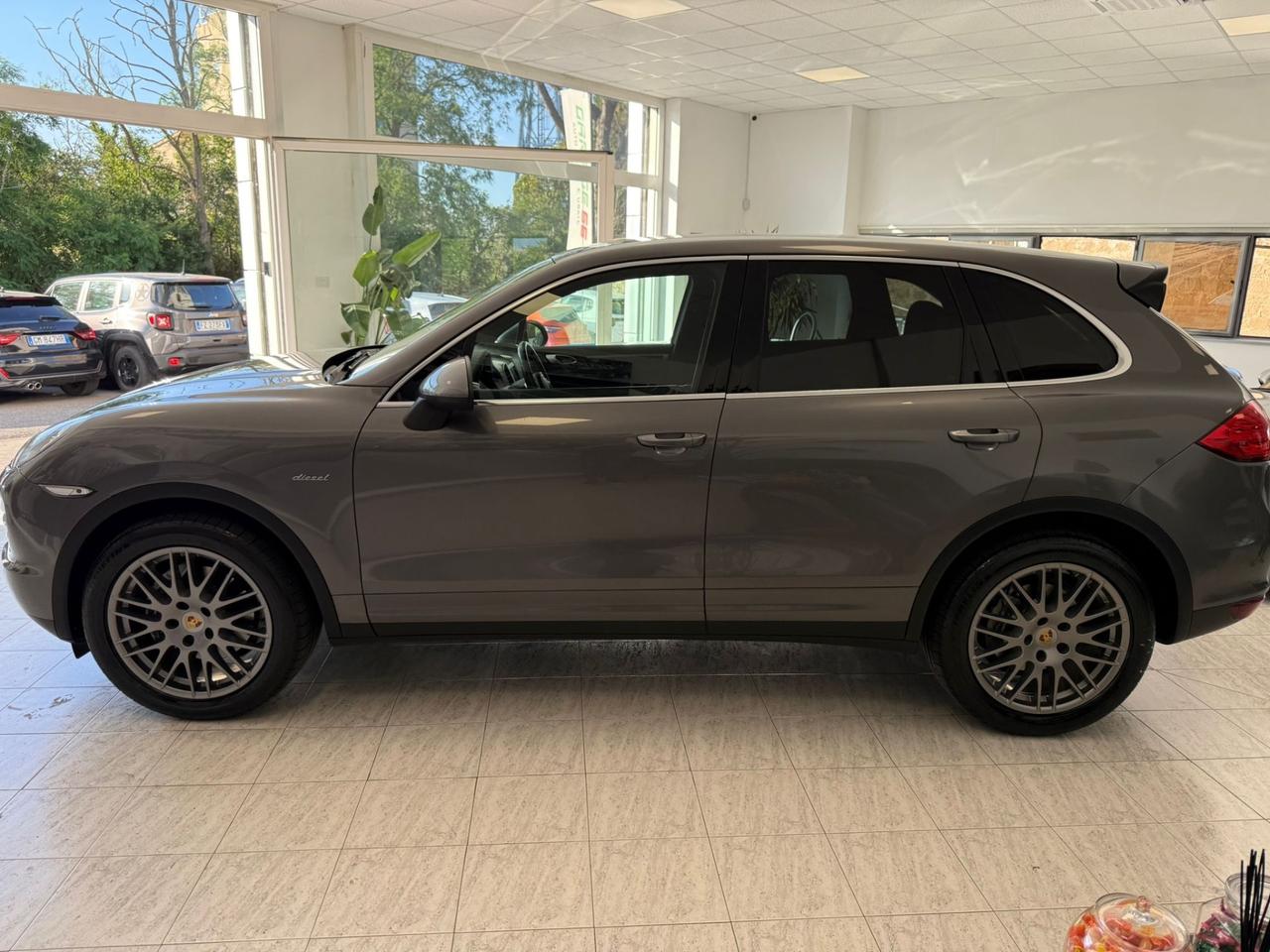 Porsche Cayenne 3.0 DIESEL 245cv TIPTRONIC PERFETTA