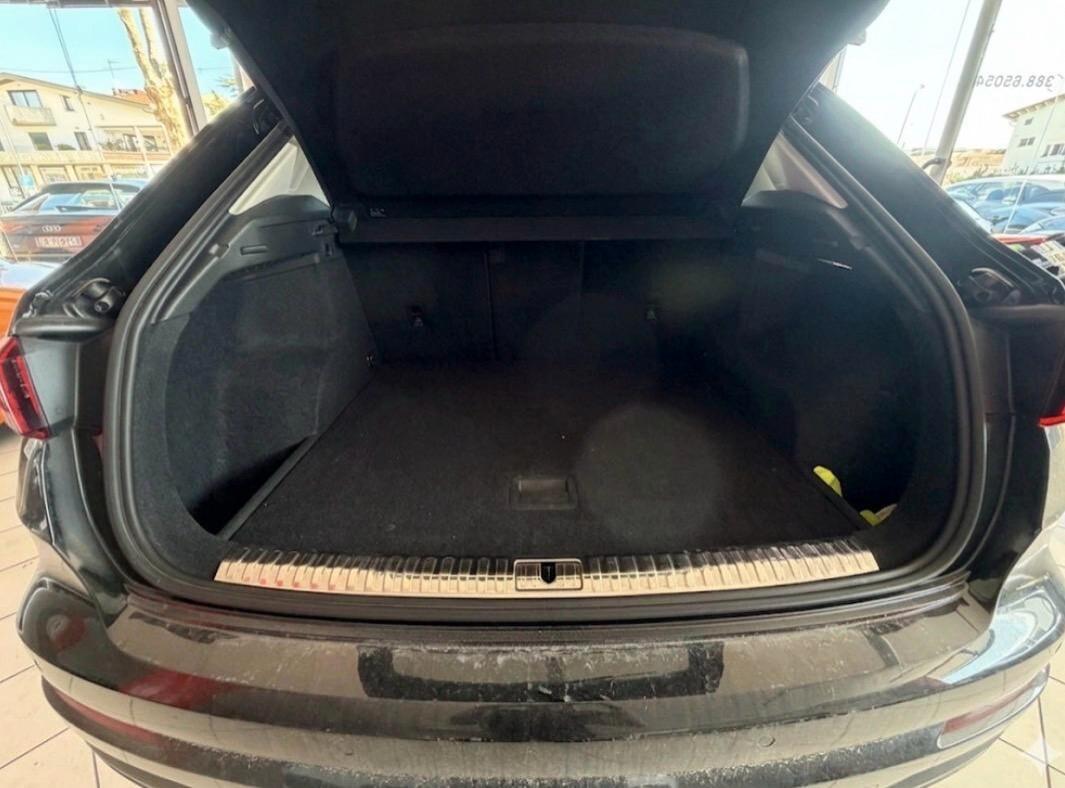 Audi Q3 2.0 DIESEL AUTOMATICA 4X4 FINANZIABILE