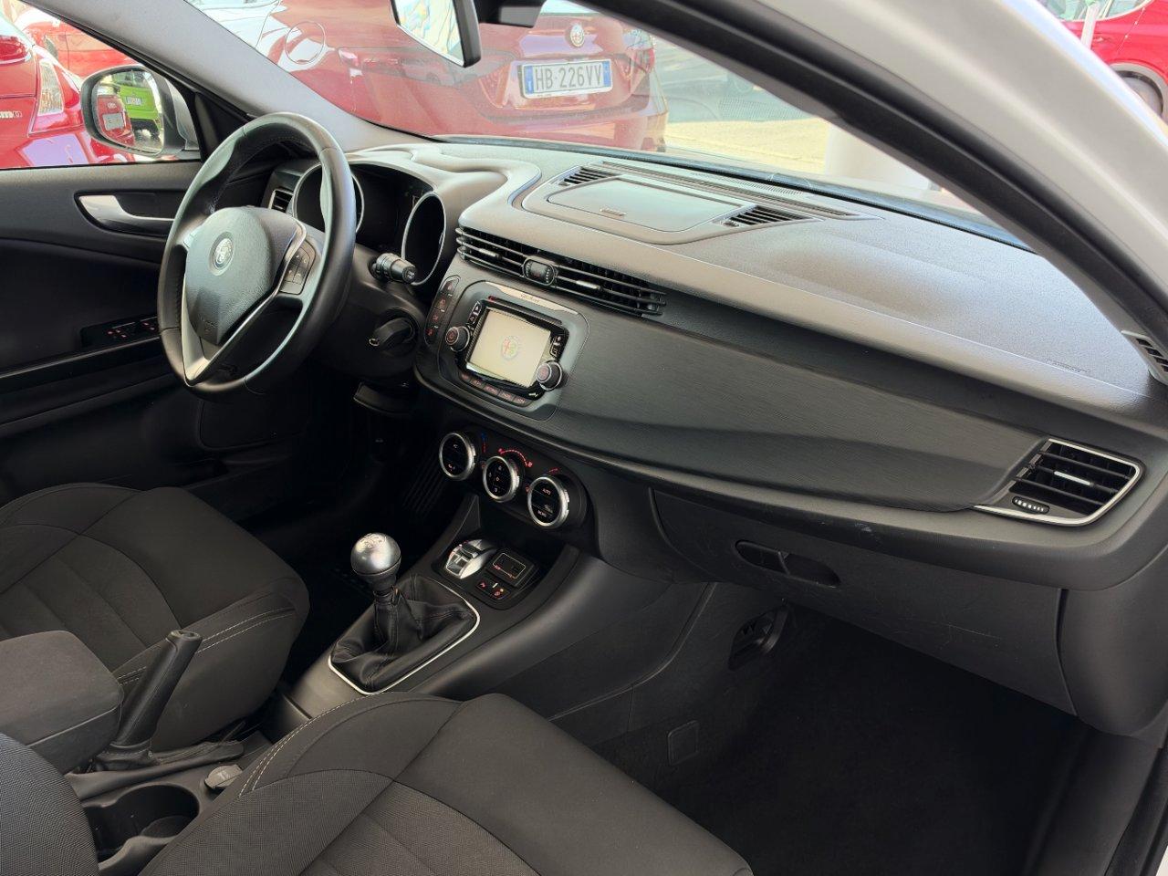 Alfa Romeo Giulietta 1.4 t. Super 120cv