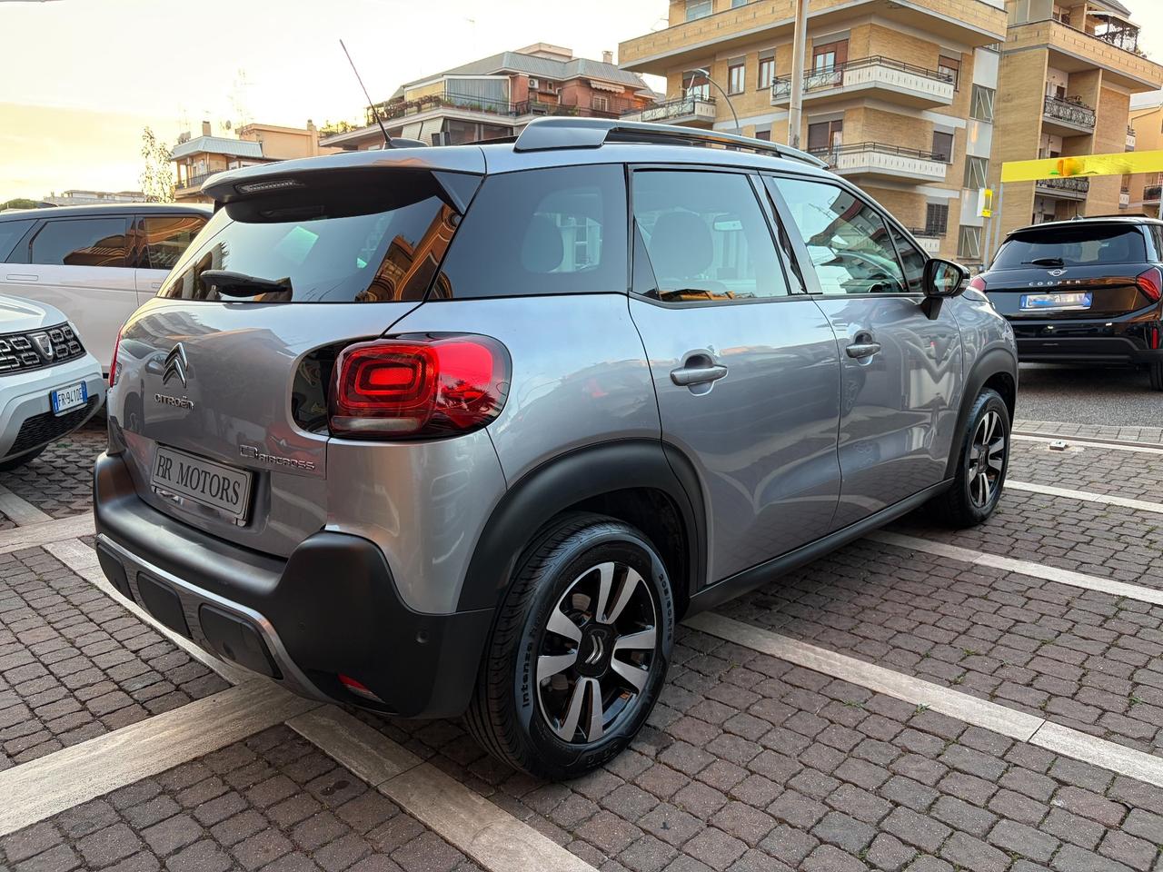 Citroen C3 Aircross PureTech 110 Shine + TETTO APRIBILE !!