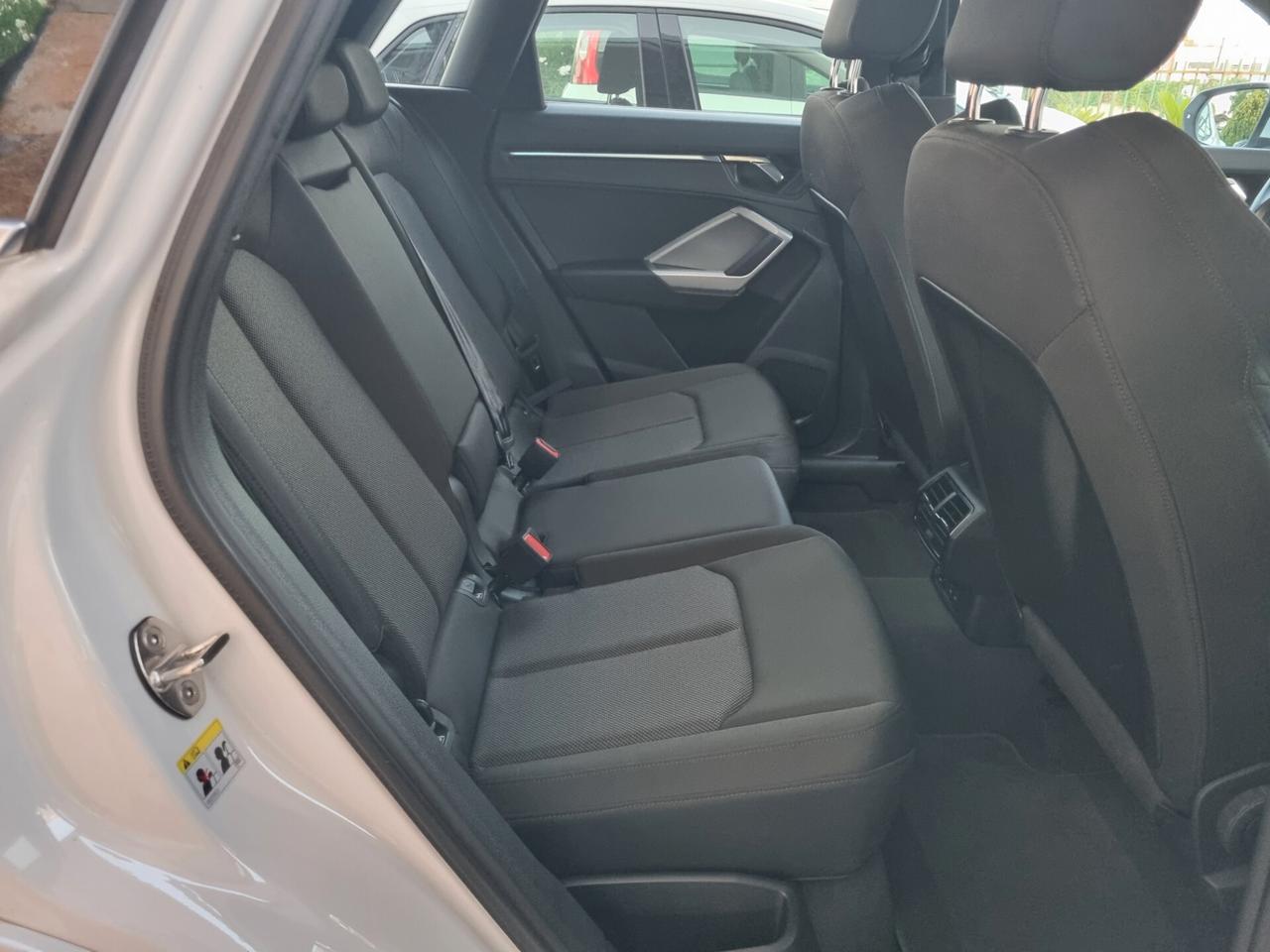 Audi Q3 II 2018 35 2.0 tdi S line edition s-tronic