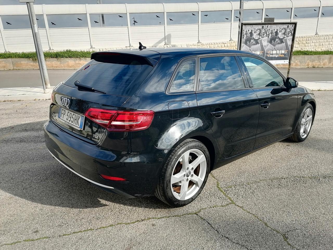 Audi A3 1.6 TDI 116 CV Sport 2018 PERFETTA