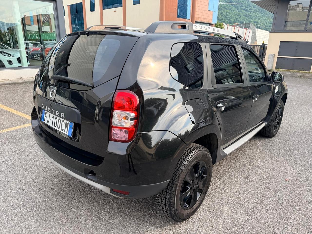 Dacia Duster 1.5 dCi 110 CV S&S 4x2 "Black Shadow" ***NAVIGATORE***