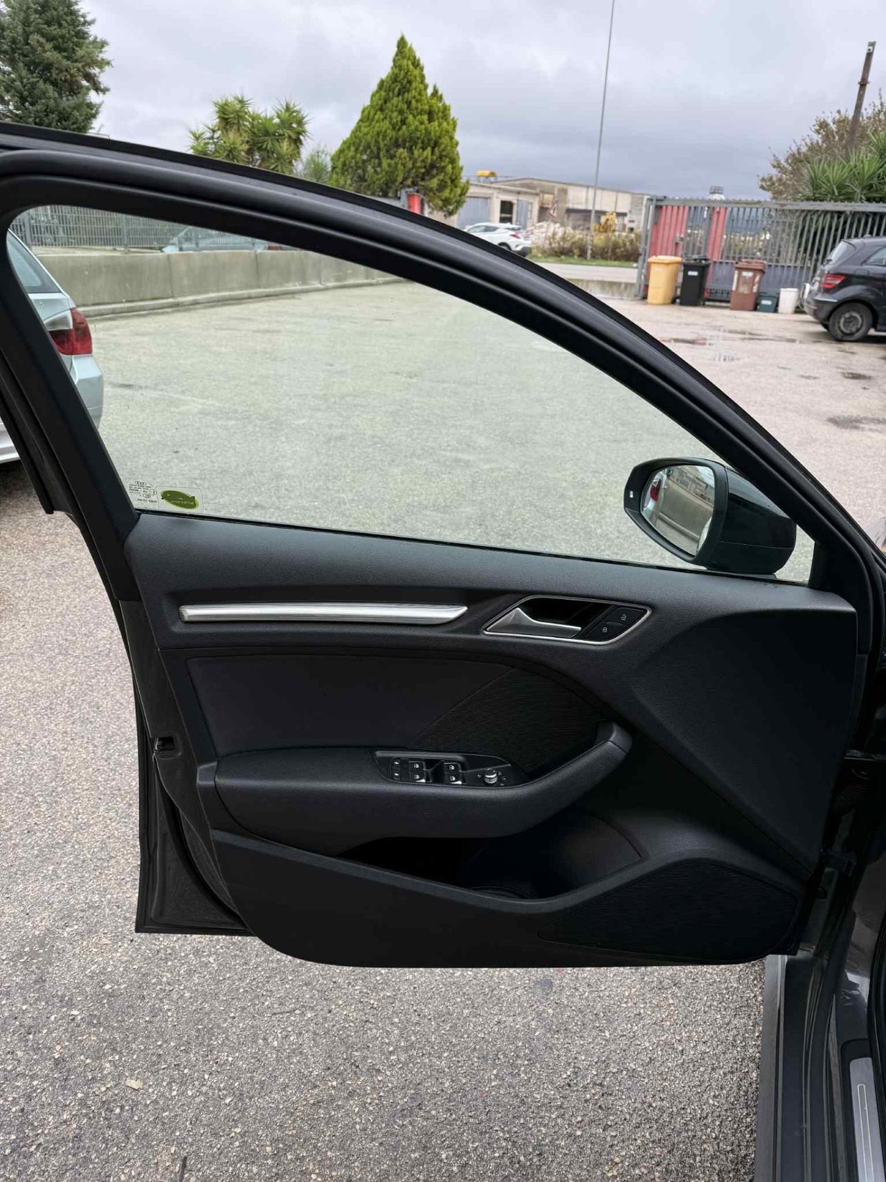 AUDI A3 SPB 1.6 CLEAN DIESEL QUATTRO EDITION 110cv PERFETTA