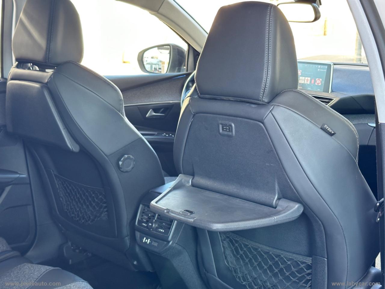 PEUGEOT 5008 BlueHDi 120 S&S EAT6 Allure