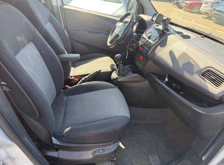 Fiat Doblo 2.0 Diesel Versione Maxi 2013
