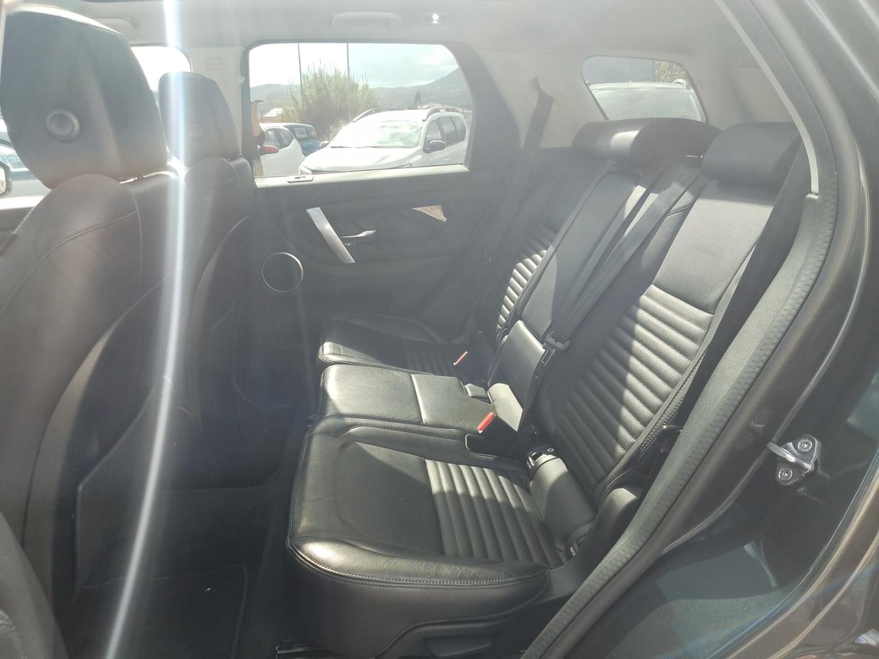 Land Rover Discovery Sport 2.0 TD4 180 CV AWD Auto HSE