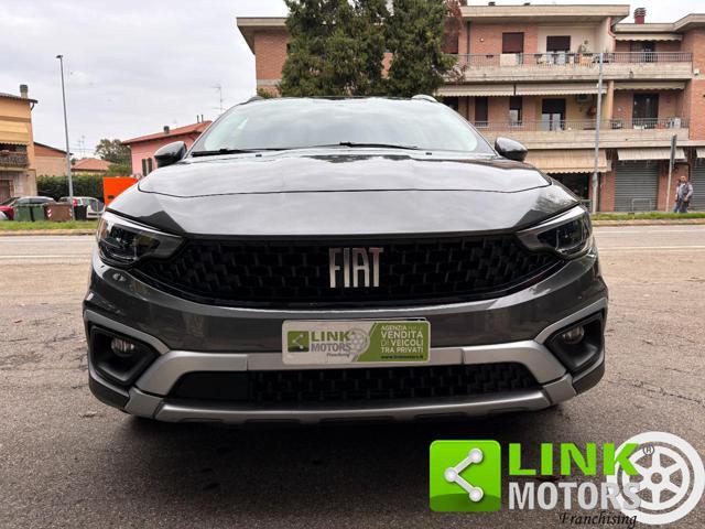 FIAT Tipo 1.5 Hybrid DCT 5 porte Cross