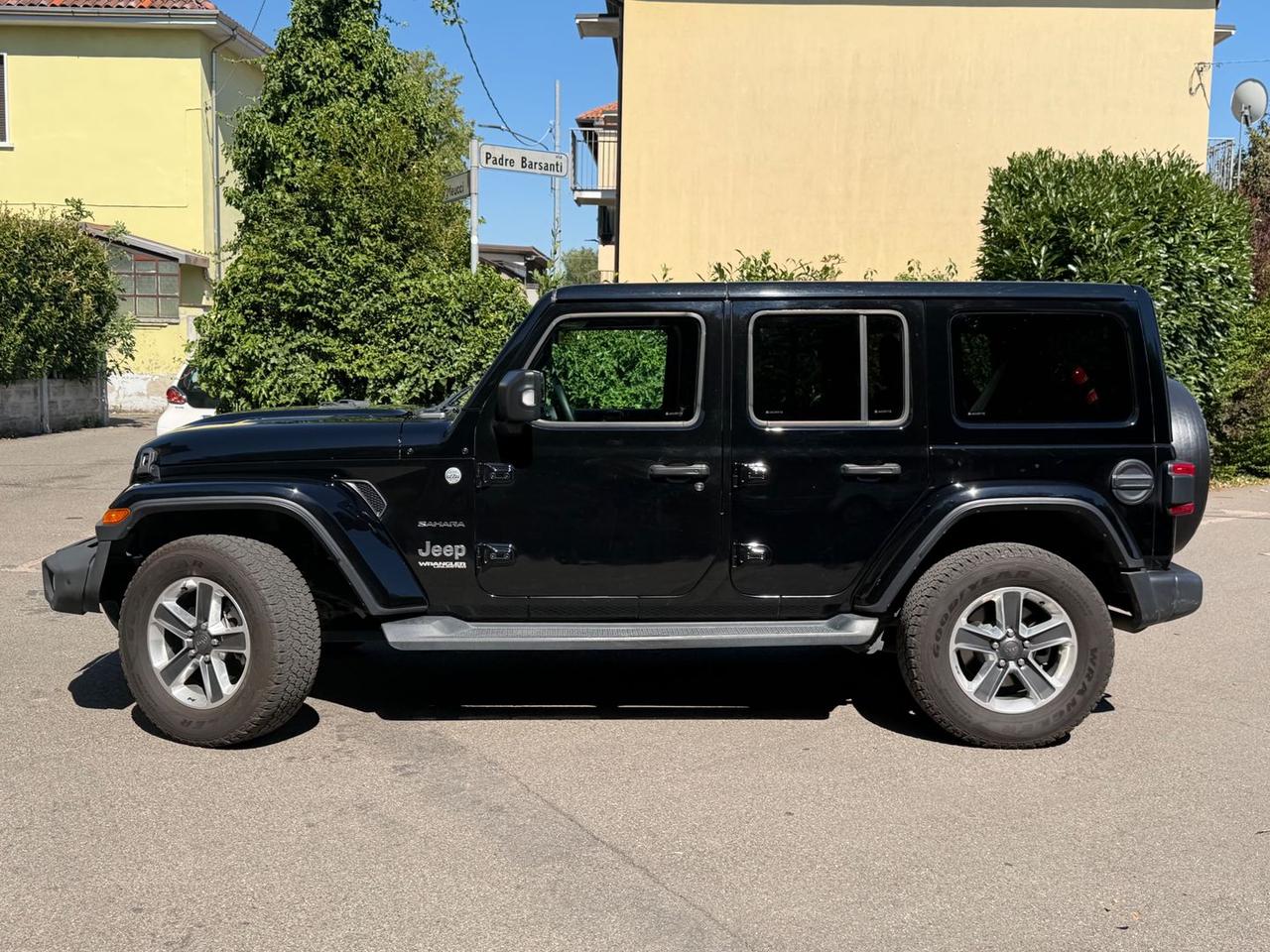 Jeep Wrangler 2.2 CRDi Sahara #11582