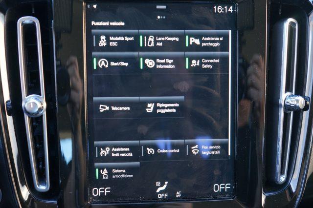 VOLVO XC40 T3 Geartronic Inscription Pari al Nuovo Certificat