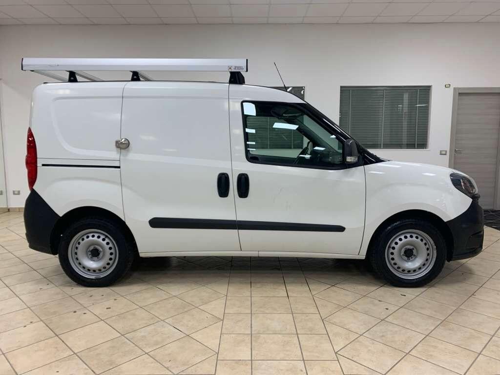 Fiat Doblò 1.4 T-Jet Natural Power *ATTREZZATO+220V*