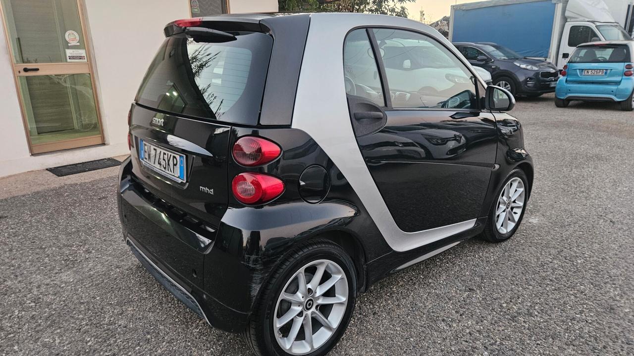 Smart ForTwo 1000 52 kW MHD coupé pulse