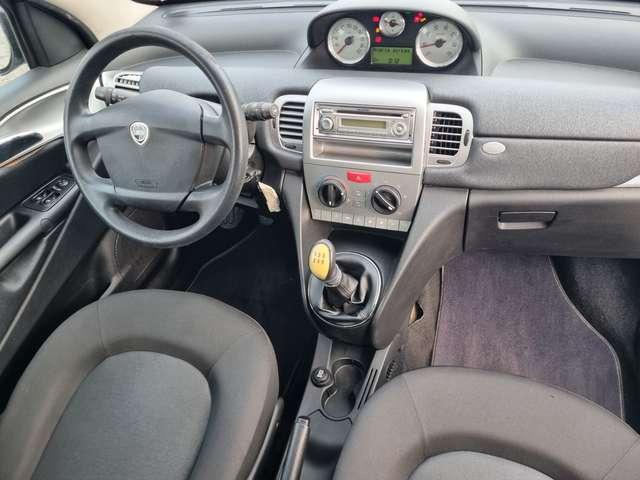 Lancia Ypsilon Ypsilon II 2011 1.2 8v Platinum 69cv