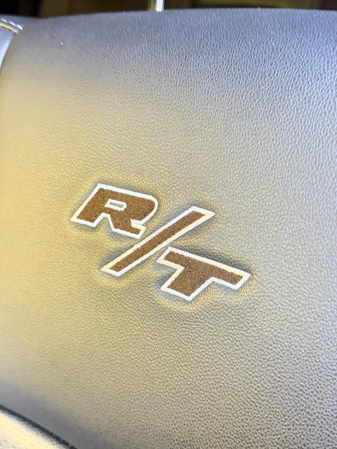 Dodge Challenger R/T NO SUPERBOLLO!