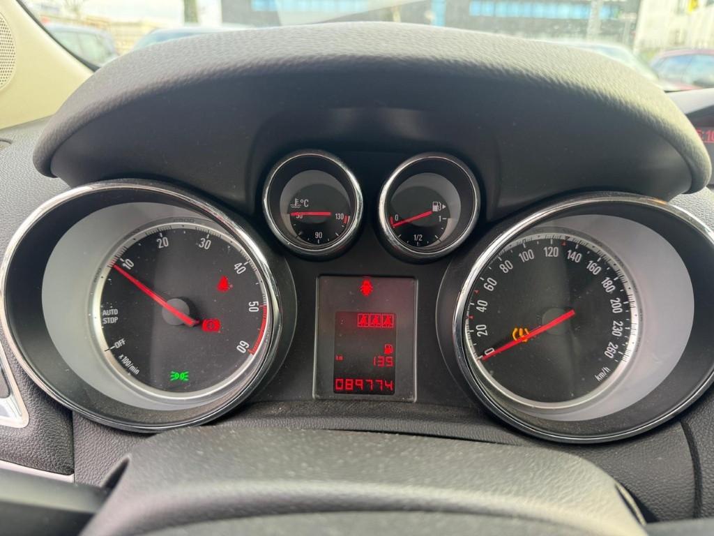 NISSAN Juke I 2015 - Juke 1.2 dig-t N-Connecta 115cv
