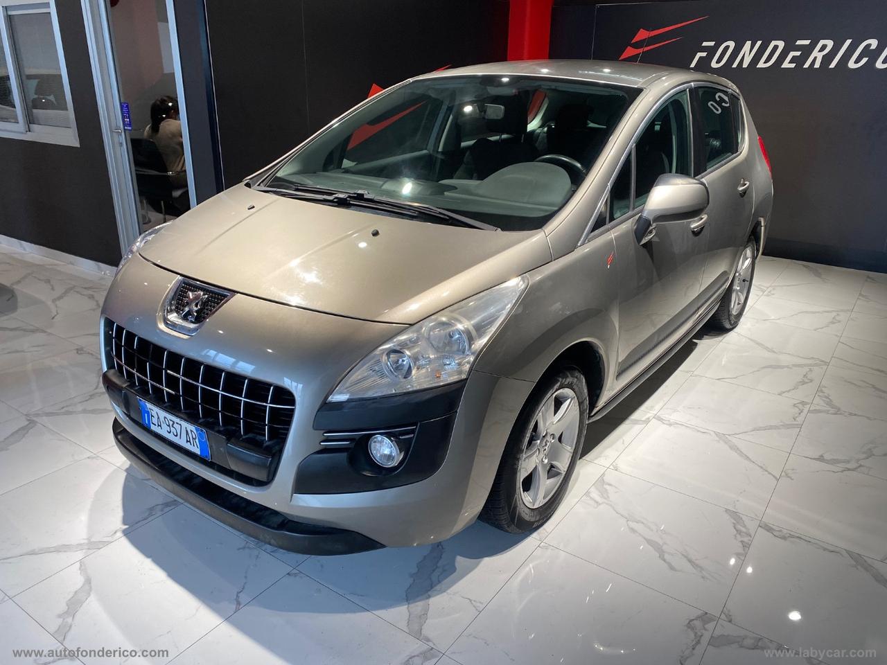 PEUGEOT 3008 1.6 HDi 110 CV AUTOMATICO Premium
