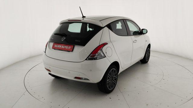 LANCIA Ypsilon 1.0 FireFly 5 porte S&S Hybrid Ecochic Gold