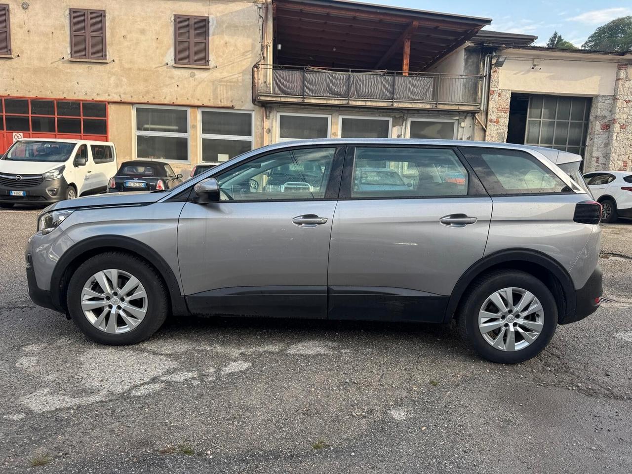 Peugeot 5008 BlueHDi 130 S&S Business 7 POSTI