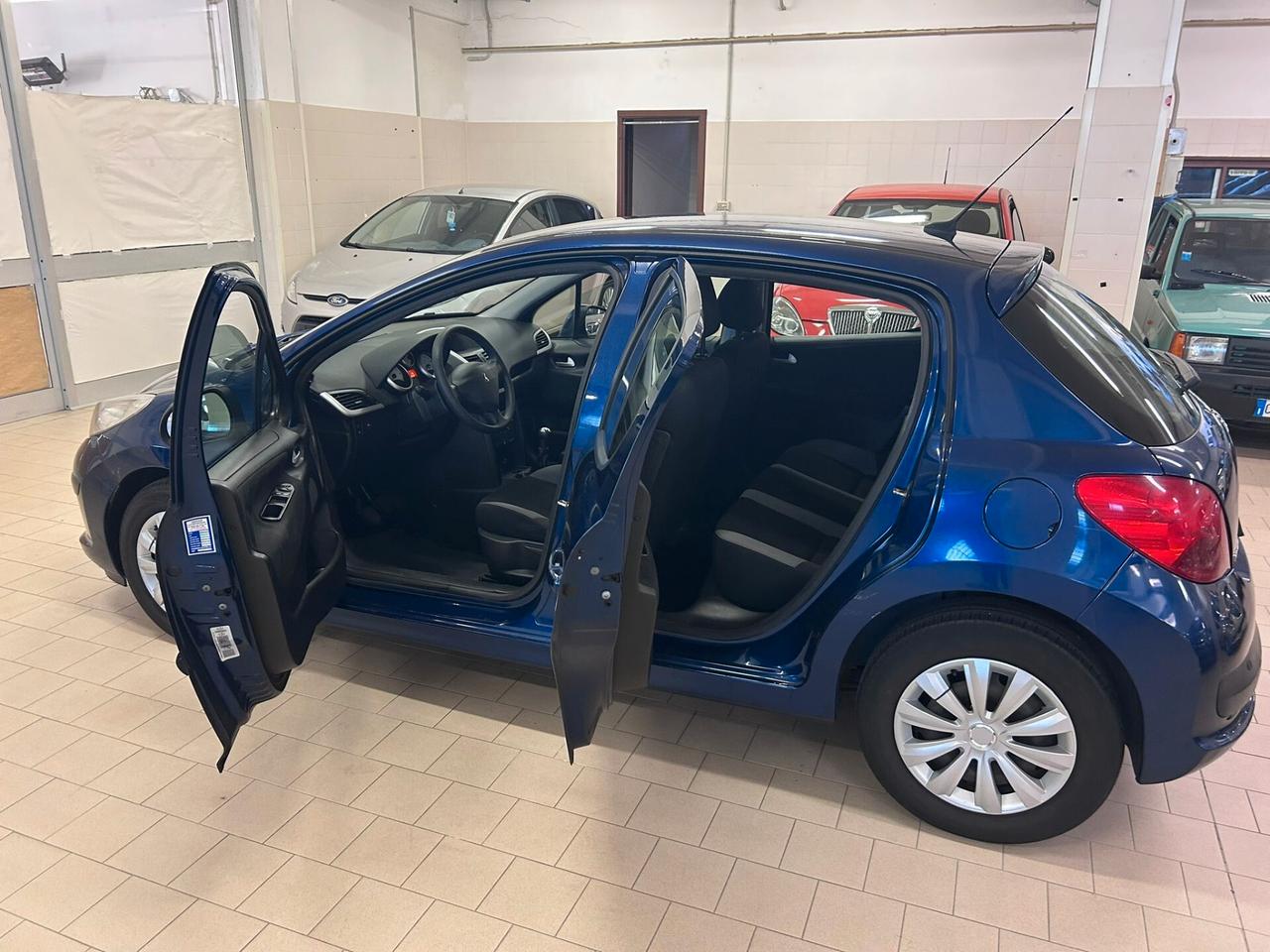 Peugeot 207 1.4 8V 75CV 5p. X Line ECO GPL
