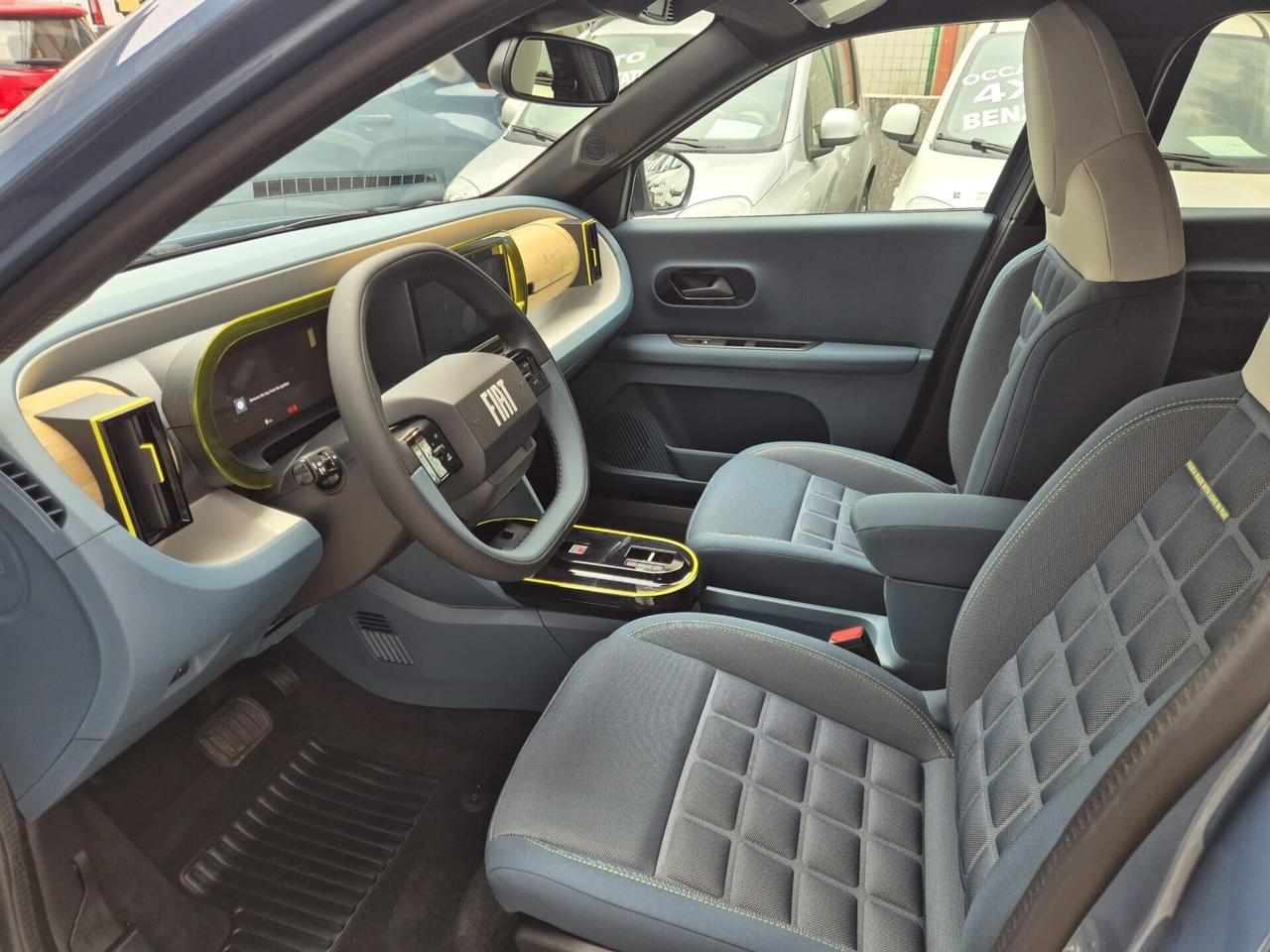 Fiat Grande Panda 1.2 Hybrid 110 CV S&S La Prima
